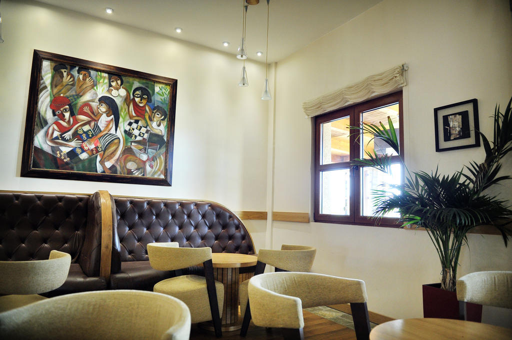 Hotel Aria Mitrovici  Ngoại thất bức ảnh